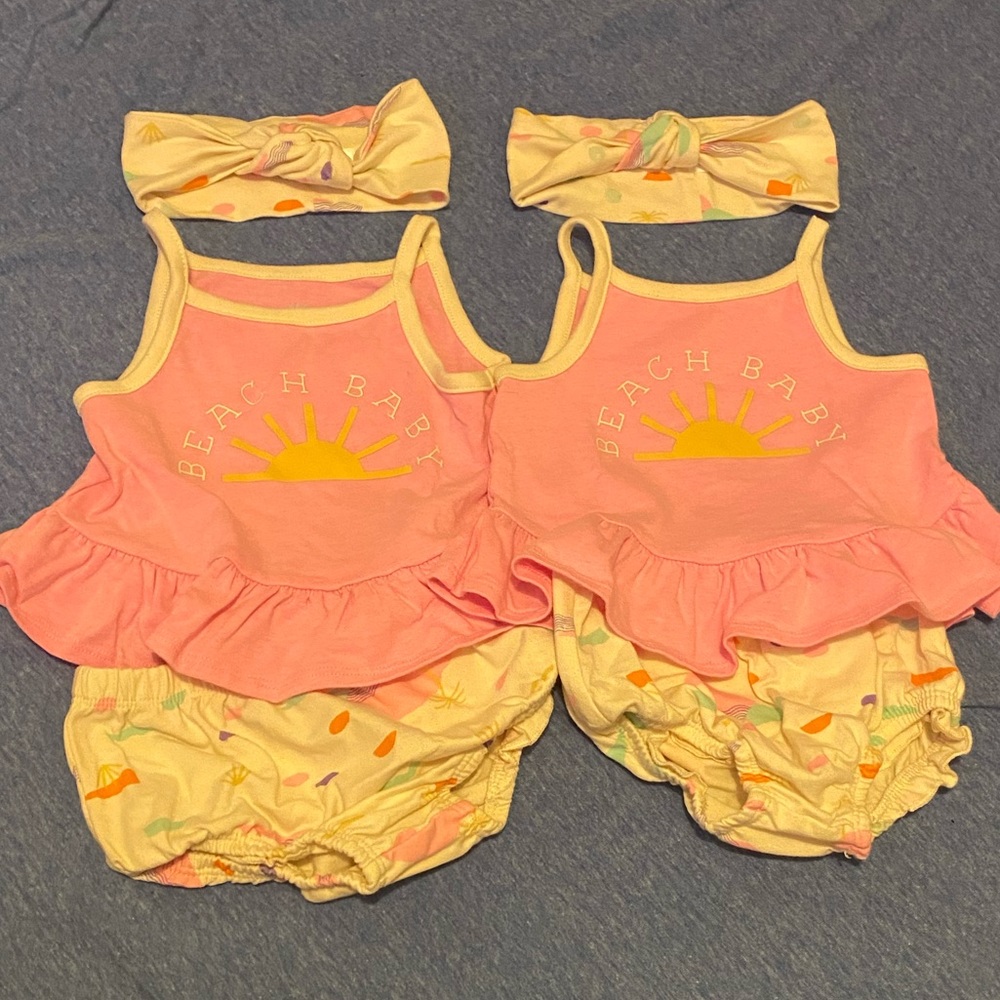 Twins! Summer short sets